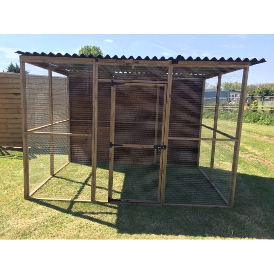 Waterproof Walk in 6ft x 9ft Chicken Run / Bird Aviary 