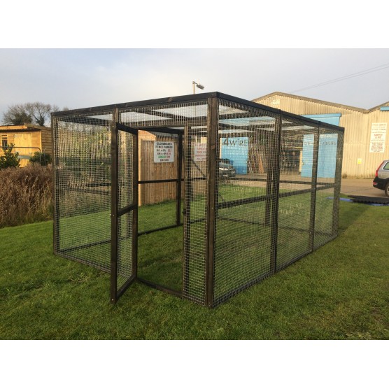 Chicken run 8ft x 12ft Chicken Fox Proof Cat Pen Painted Black